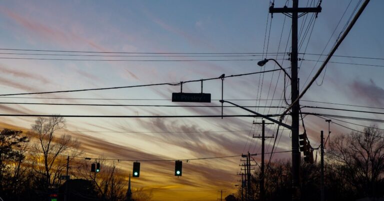how to protect your home during the power outage