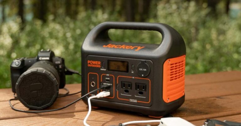 Jackery Explorer 300 Review